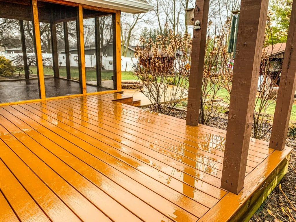 BGW Construction - Screened Porch after Trex Installation